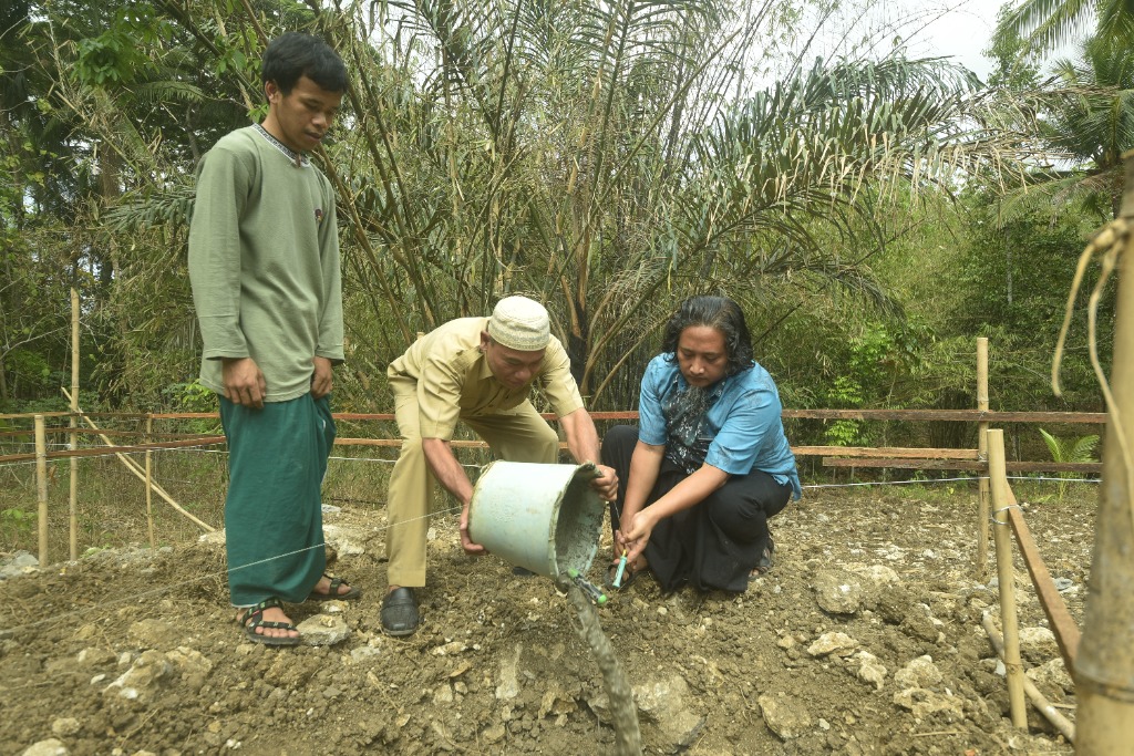 Penuangan Semen Pertama